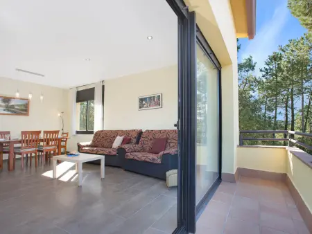 Villa à Lloret de Mar pour 8 pers avec piscine privée, parking, terrasse et équipements modernes - Photo 9
