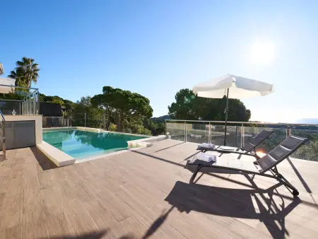 Villa moderne à Lloret de Mar avec piscine, jacuzzi, Wi-Fi et climatisation - Photo 7
