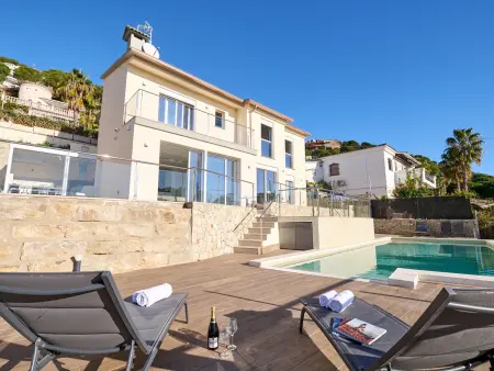 Villa moderne à Lloret de Mar avec piscine, jacuzzi, Wi-Fi et climatisation - Photo 8