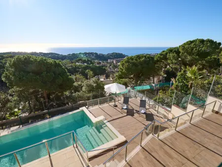 Villa moderne à Lloret de Mar avec piscine, jacuzzi, Wi-Fi et climatisation - Photo 9