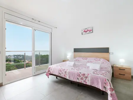 Villa moderne à Lloret de Mar avec piscine, jacuzzi, Wi-Fi et climatisation - Photo 17