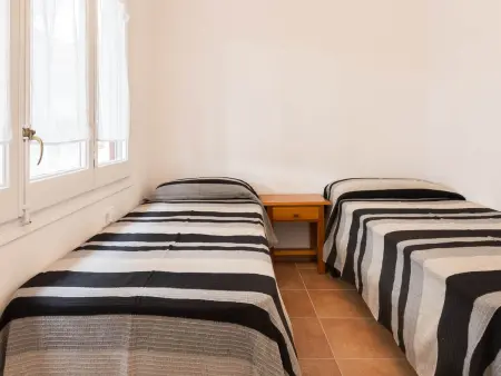 Duplex rénové à Llafranc, 10 pers, proche mer avec lave-vaisselle et terrasses aménagées - Photo 12