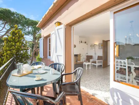 Appartement pour 6 personnes avec piscine commune à Calella de Palafrugell, à 1 km de la plage - Photo 1