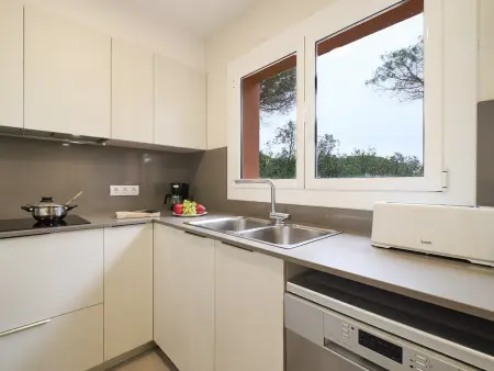 Appartement pour 6 personnes avec piscine commune à Calella de Palafrugell, à 1 km de la plage - Photo 5