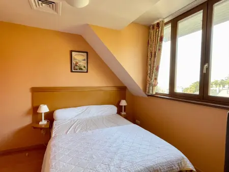 Appartement au dernier étage avec parking et climatisation à Aix-les-Bains! - Photo 3