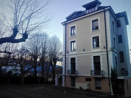 Appartement au dernier étage avec parking et climatisation à Aix-les-Bains! - Photo 16