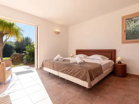 Villa Capicciola, Villa 10 personnes à Sainte Lucie Porto Vecchio - Photo 4