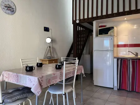 Pavillon avec Terrasse et Parking Privé à Gruissan - Photo 8