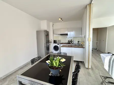 Charmant studio avec terrasse, climatisé à Ajaccio - Photo 8