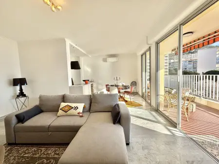 Appartement 2 pièces avec terrasse proche plages et parking à Ajaccio - Photo 4