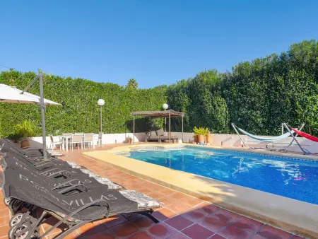 Villa Confortable avec Piscine Chauffée, Jardins et Proximité Plage, 12 Personnes à Moraira - Photo 3