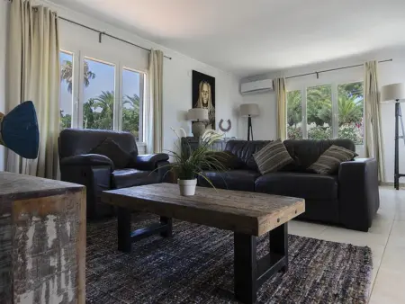Villa Confortable avec Piscine Chauffée, Jardins et Proximité Plage, 12 Personnes à Moraira - Photo 11
