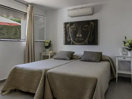 Villa Confortable avec Piscine Chauffée, Jardins et Proximité Plage, 12 Personnes à Moraira - Photo 16