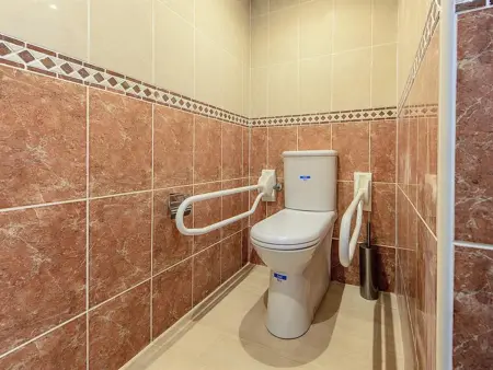 Villa Confortable avec Piscine Chauffée, Jardins et Proximité Plage, 12 Personnes à Moraira - Photo 17