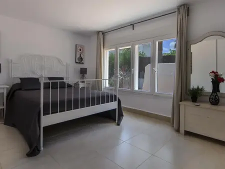 Villa Confortable avec Piscine Chauffée, Jardins et Proximité Plage, 12 Personnes à Moraira - Photo 18