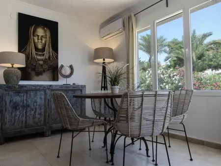Villa Confortable avec Piscine Chauffée, Jardins et Proximité Plage, 12 Personnes à Moraira - Photo 20