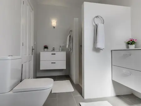 Villa Confortable avec Piscine Chauffée, Jardins et Proximité Plage, 12 Personnes à Moraira - Photo 22