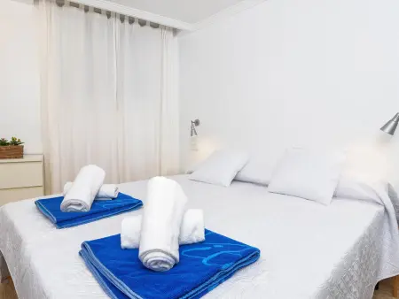 Appartement familial avec piscine, clim, parking et WiFi à 50m de la plage - Photo 8