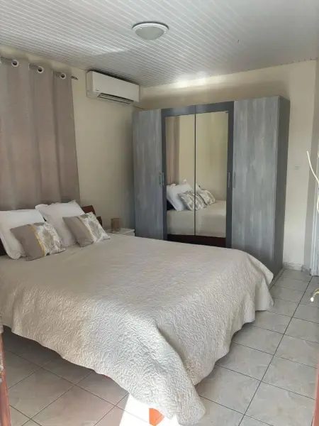 Villa moderne avec piscine privée à Le François, 70 m² - Photo 2