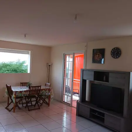 Charmante maison de vacances avec vue sur la mer à Le Gosier - Photo 1
