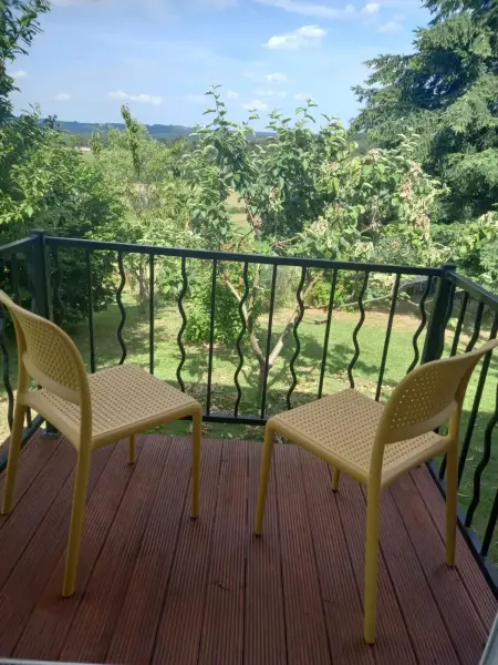Chalet accueillant à Égliseneuve-des-Liards avec jardin - Photo 2