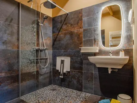 Gîte Éco luxe avec piscine privative et spa en pleine nature - Photo 18