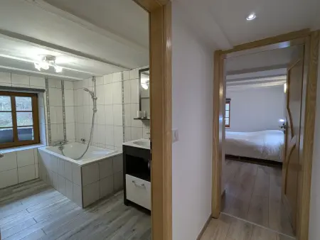 Gîte familial de caractère pour 10 pers, vue vallée, proche ski - Photo 32