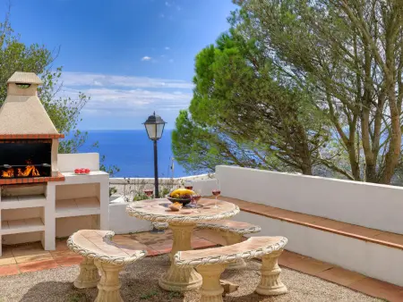 Villa familiale à Begur avec piscine et jardin privé - Photo 7