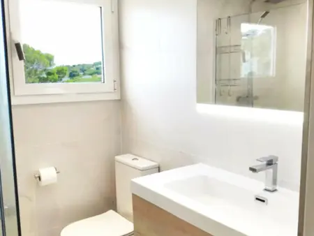 Appartement rénové avec piscine au cœur de Calella, à 100m des plages - Idéal pour familles! - Photo 6