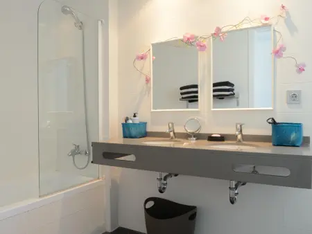 Villa moderne avec piscine privée à 900m de la plage - Tamariu, Costa Brava - Photo 21