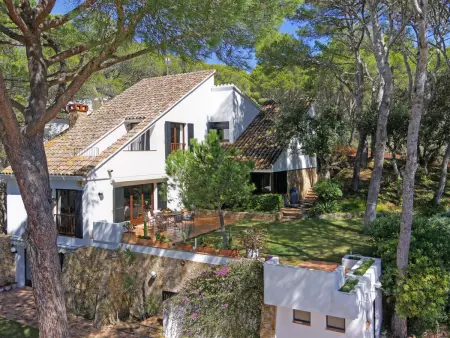 Villa avec Piscine Privée, Jardin et Proche Plage au Centre de Tamariu - Photo 5