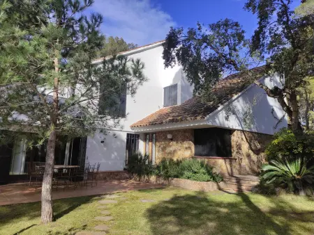 Villa avec Piscine Privée, Jardin et Proche Plage au Centre de Tamariu - Photo 8