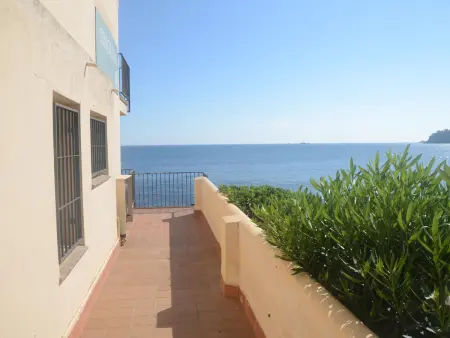 Appartement en bord de mer à Calella de Palafrugell - Climatisation - Photo 12