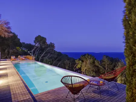 Villa de Luxe à Tamariu avec Piscine Privée, Climatisation, Wi-Fi et Ascenseur - Photo 24