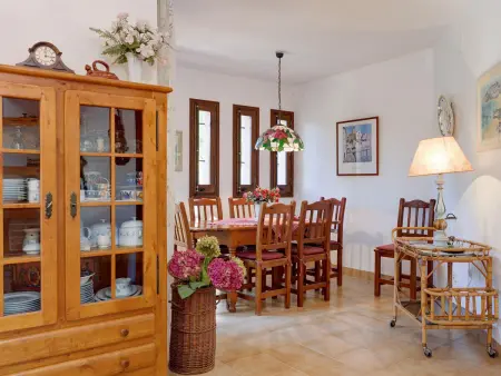 Villa avec piscine privée à 500m de la plage de Tamariu - 7 pers. - Photo 8