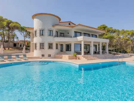 SA GUARDA - Villa de lujo con una gran piscina de 210m2 y zona deportiva alquiler villa lujo Costa Brava y villa piscina infinity Llafranc - Photo 5