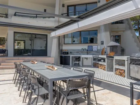 SA GUARDA - Villa de lujo con una gran piscina de 210m2 y zona deportiva alquiler villa lujo Costa Brava y villa piscina infinity Llafranc - Photo 14