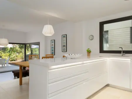 Maison contemporaine avec piscine et court de tennis, 5 chambres à Llafranc - Costa Brava - Photo 8