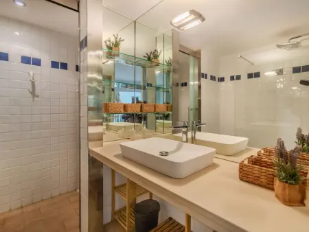 Duplex bord de mer à Tamariu, 4-8 pers, Wi-Fi, Appartement 8 personnes à Tamariu - Photo 11