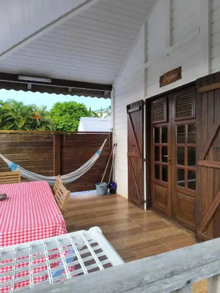 Studio moderne avec terrasse à Le Robert 60 m² - Photo 1