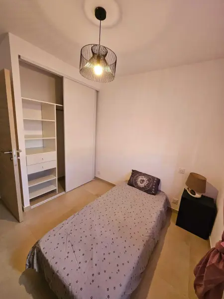 Appartement moderne à Lucciana avec terrasse ensoleillée. - Photo 8