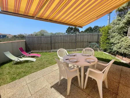 Maison avec jardinet, 2 chambres, parking, proche plage et centre - Photo 15