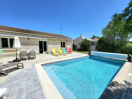 AGREABLE MAISON 2 CHAMBRES AVEC PISICINE ET STATIONNEMENT DANS UN QUARTIER CALME - Photo 2