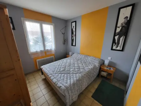 AGREABLE MAISON 2 CHAMBRES AVEC PISICINE ET STATIONNEMENT DANS UN QUARTIER CALME - Photo 5
