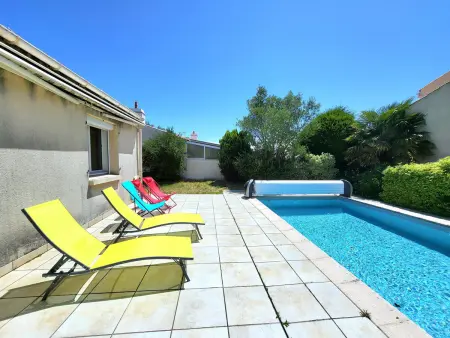 AGREABLE MAISON 2 CHAMBRES AVEC PISICINE ET STATIONNEMENT DANS UN QUARTIER CALME - Photo 7
