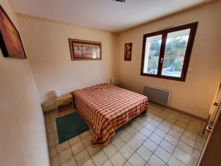 AGREABLE MAISON 2 CHAMBRES AVEC PISICINE ET STATIONNEMENT DANS UN QUARTIER CALME - Photo 12