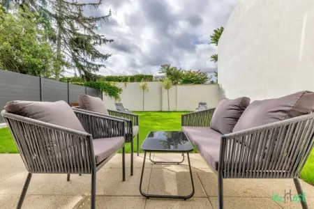 JB-7-SAINTAMAND-RDC-B, Appt Exclusif avec Jardin - 6P - Proche Disney/Paris - Photo 1