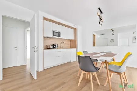 JB-7-SAINTAMAND-1-B, Appartement Cosy avec Balcon -6P-Proche Disney/Paris - Photo 1
