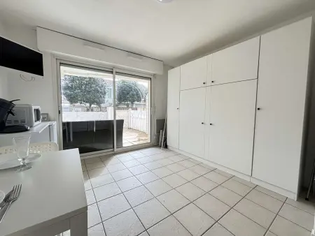 Charmant appartement bord de mer avec terrasse, parking et piscine, 4 couchages - Photo 1