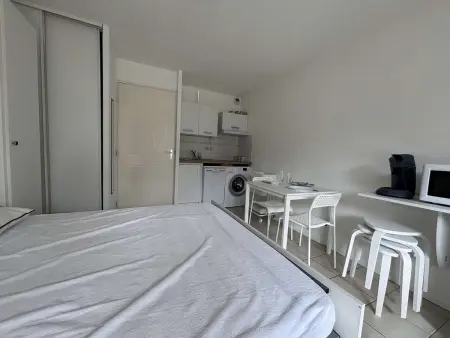 Charmant appartement bord de mer avec terrasse, parking et piscine, 4 couchages - Photo 9